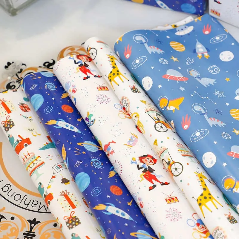 Flat gift wrapping paper sheets