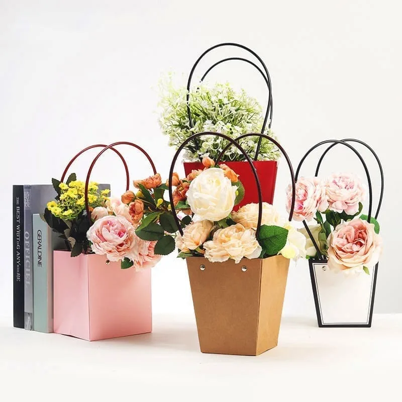 Double-sided floral wrapping paper - style 1