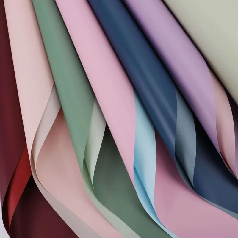 Double-sided floral wrapping paper - style 1