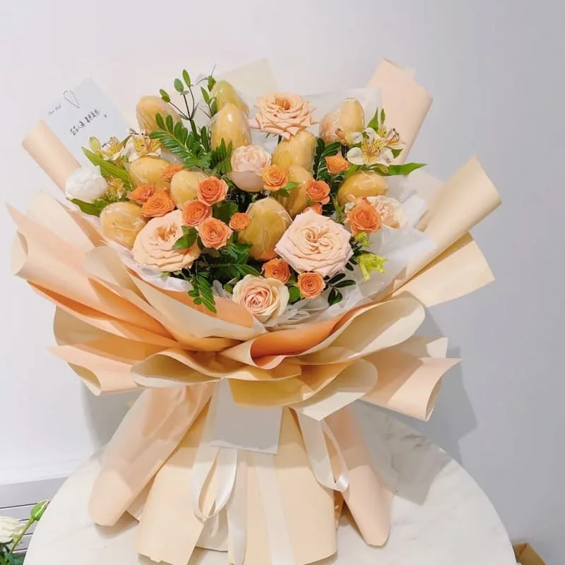 Double-sided floral wrapping paper - style 2