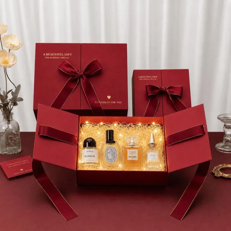 butterfly box with paperboard dividers for multi item sets
